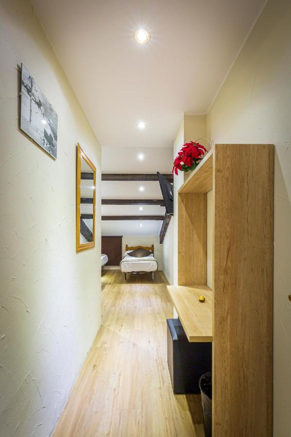 Hotel Les Neus ปาสเดลากาซา ภายนอก รูปภาพ